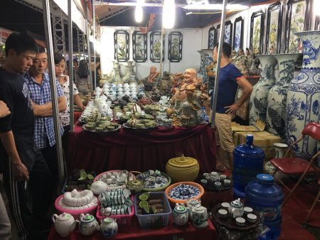 Đồ gốm sứ Trung Quốc với nhiều sản phẩm đa dạng và đẹp mắt