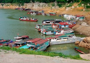CẢNG BÍCH HẠ