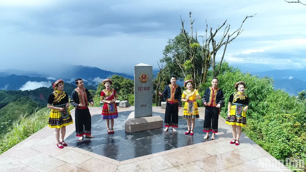 cot moc nga ba bien gioi a pa chai anh cong thong tin dien tu huyen muong nhe 7852 3109