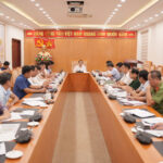 gen h anh quang canh cuoc hop