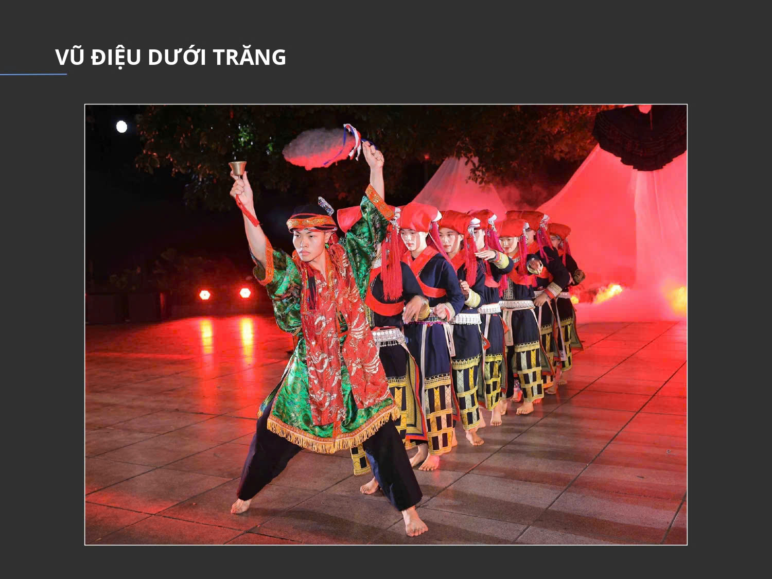 THIÊNG - SỰ TRỞ LẠI ĐẦY NGOẠN MỤC CỦA SHOW DIỄN THỰC CẢNH TÂY BẮC 25 z7160618007097 1fdb0aa8e0046533e0e411284a7713bb