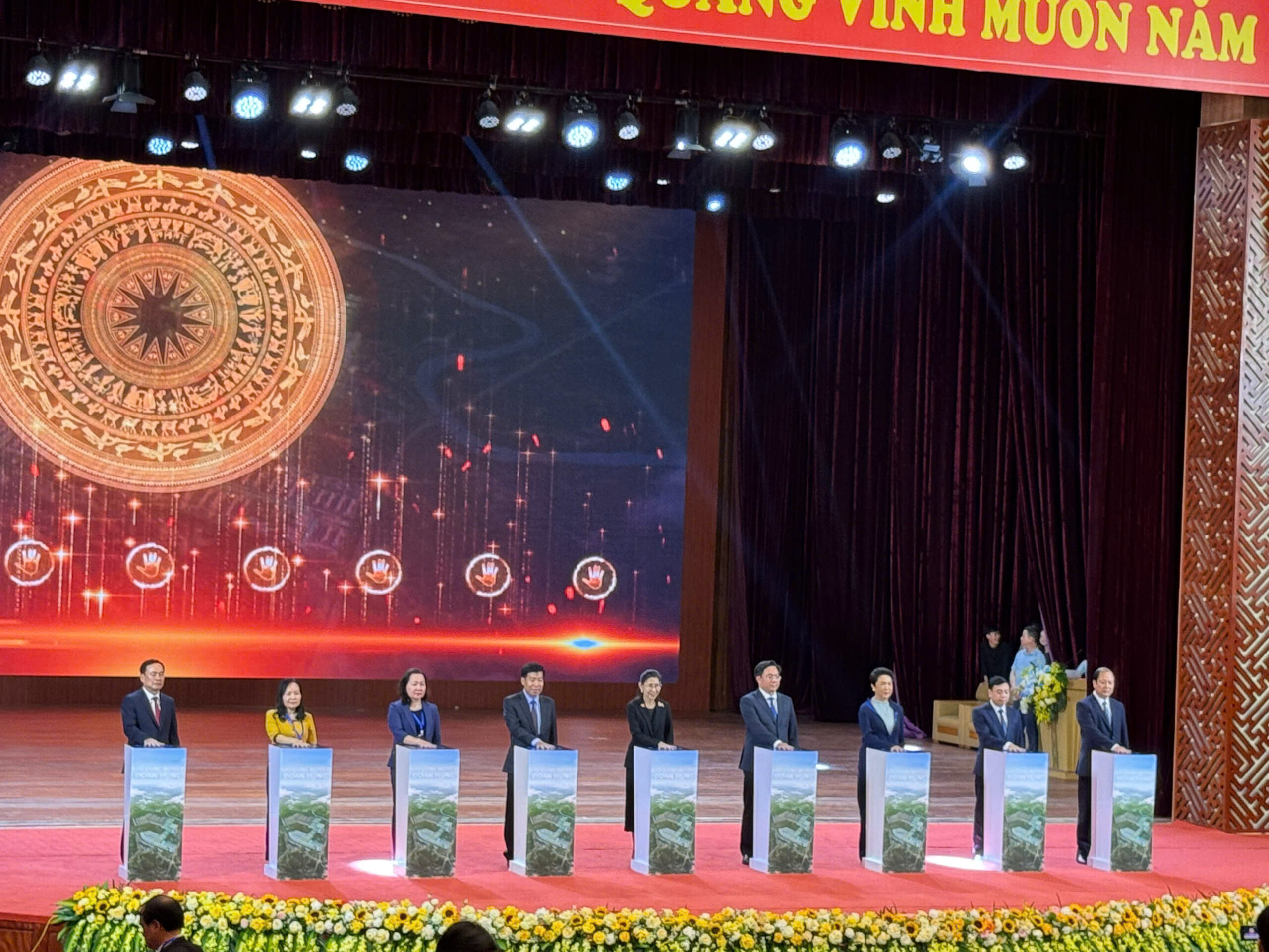 Quảng bá Du lịch Phú Thọ qua “Chương trình Kết nối Thái Lan tại Phú Thọ năm 2026” 14 z7946504451827 b828657a51784d78fae14f3e757b82f2 scaled